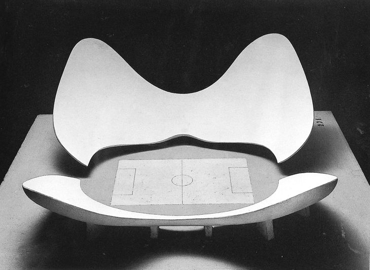 A model of stadium N by Luigi Moretti. Exhibited at the 1960 Parametric Architecture exhibition at the Twelfth Milan Triennial. The stadium derives from a parametric model consisting of nineteen parameters.